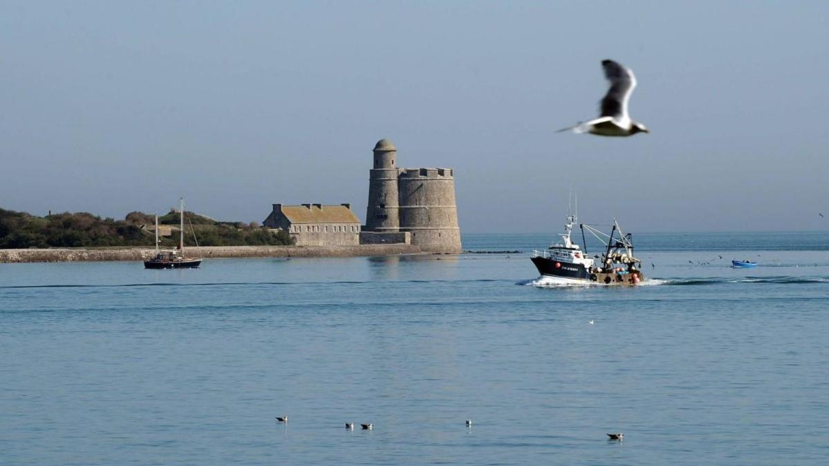 Holiday Normandy Se Ressourcer A Deux Pas De La Mer Fermanville 外观 照片